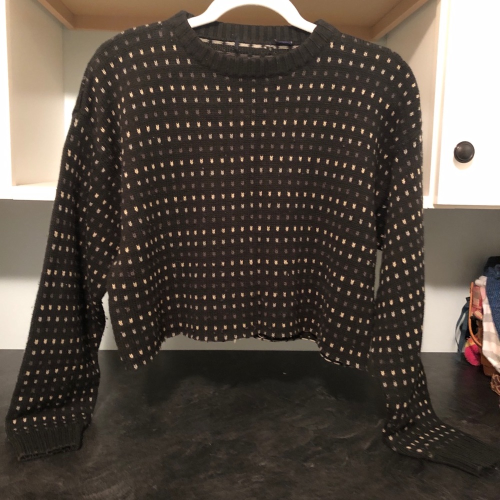 CHIC VINTAGE RECLAIMED CROPPED BLACK SWEATER
